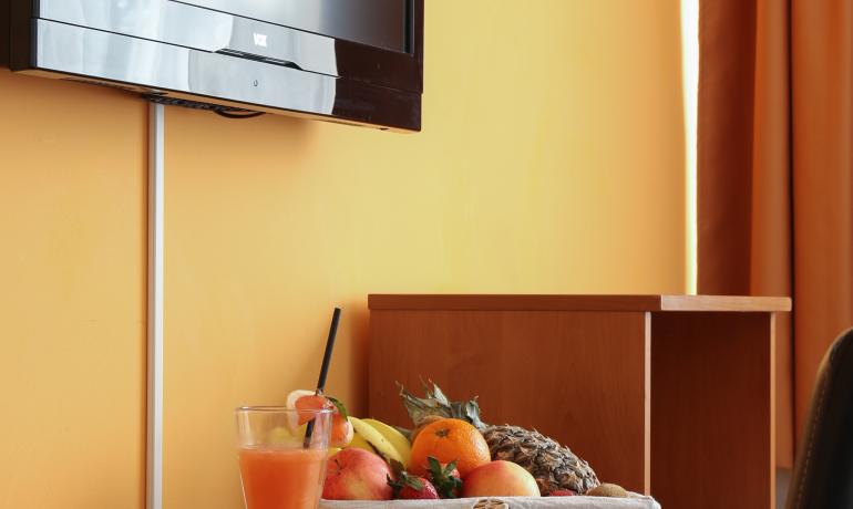 Dvokrevetna soba sa pomoćnim ležajem